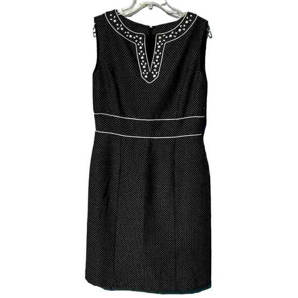 Tahari Dresses & Skirts - TAHARI black and white dress size 10 beaded collar sleeveless